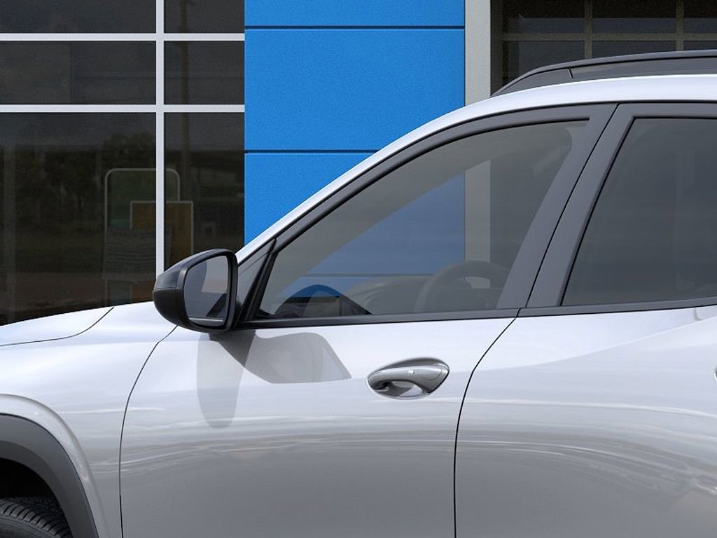 New 2026 Chevrolet Trax RS w/ Sunroof Package FWD image 12