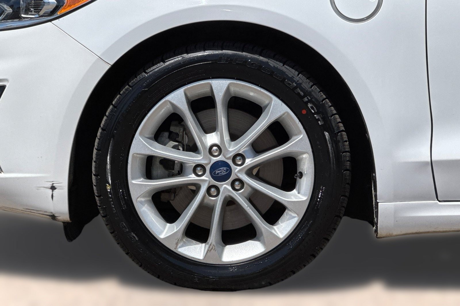Used 2019 Ford Fusion Energi Titanium FWD image 13