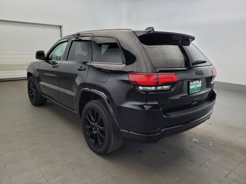 Used 2020 Jeep Grand Cherokee Altitude AWD/4WD image 5