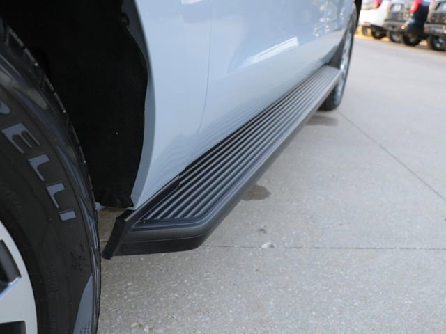 Used 2025 Ford Expedition Active AWD/4WD image 9