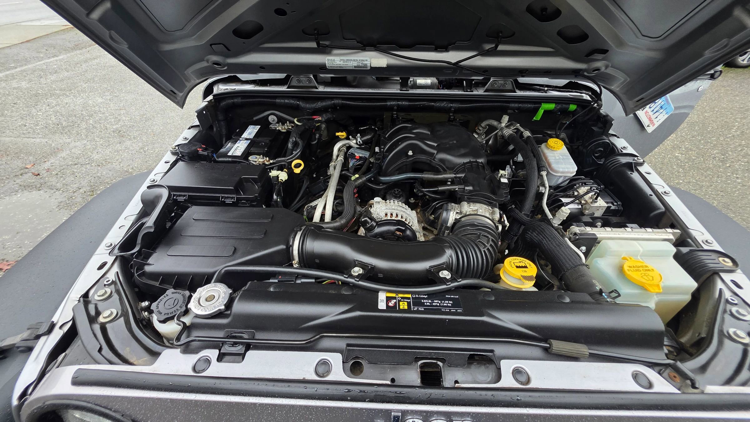 Used 2018 Jeep Wrangler Unlimited Sport S image 19