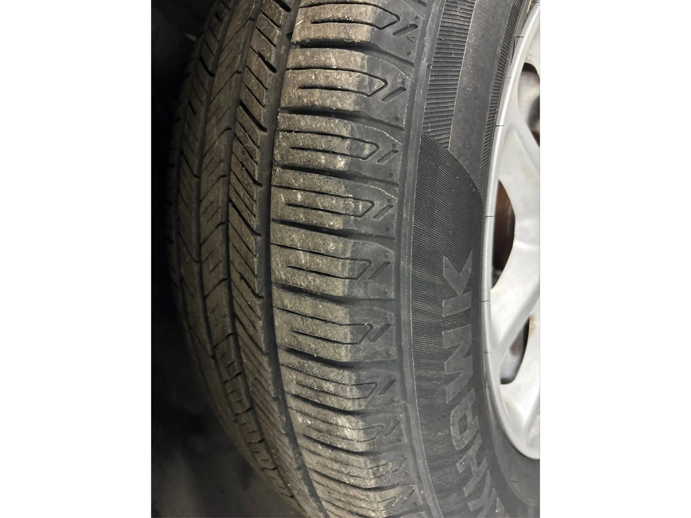 Used 2020 Chrysler Pacifica Touring-L FWD image 30