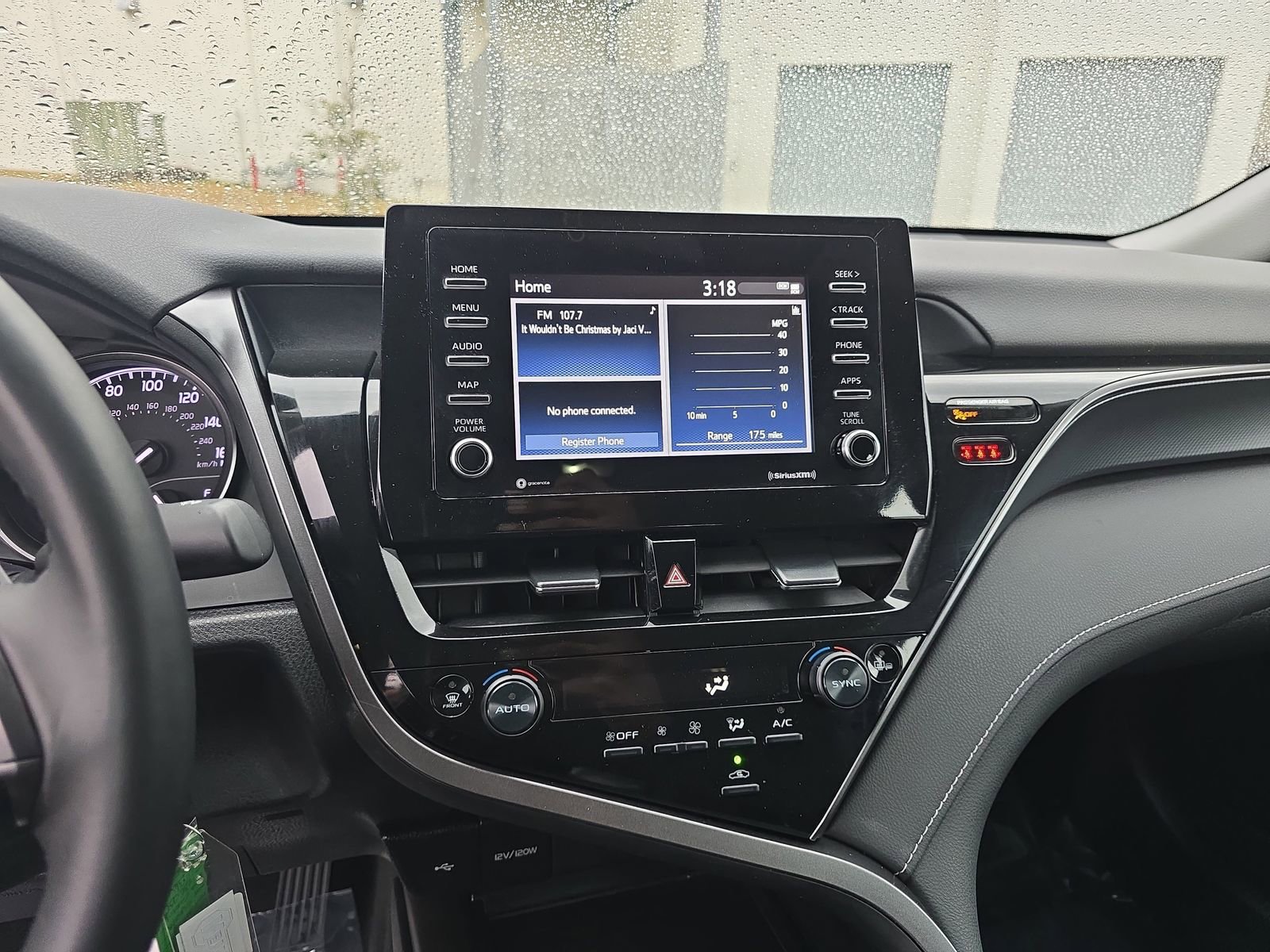 Used 2023 Toyota Camry SE image 26