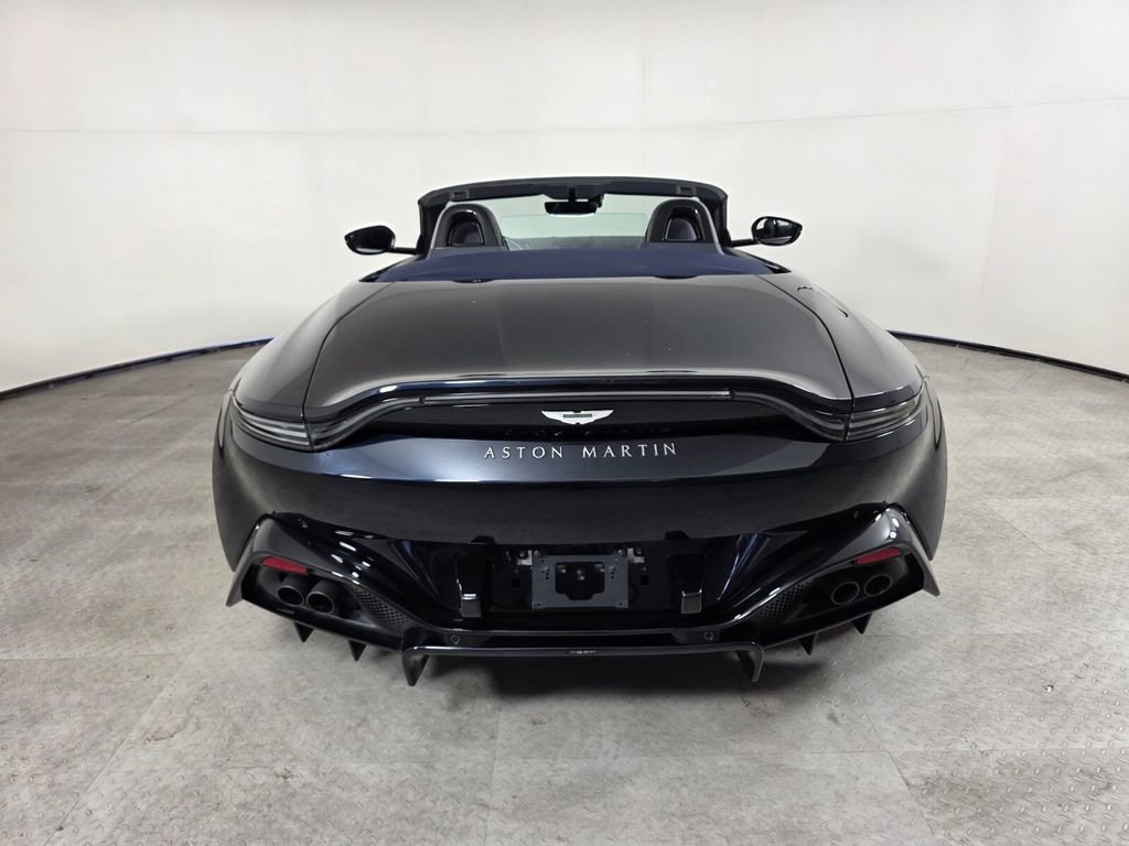 Used 2023 Aston Martin V8 Vantage Roadster RWD image 5