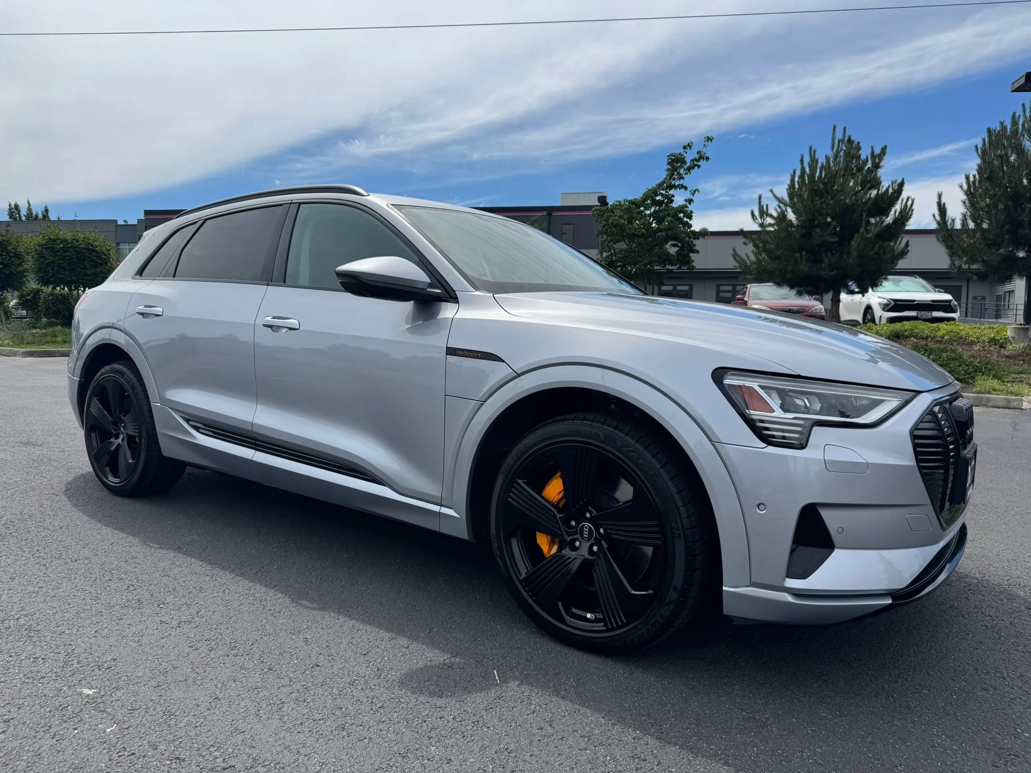Used 2022 Audi e-tron Premium Plus w/ Premium Plus Package