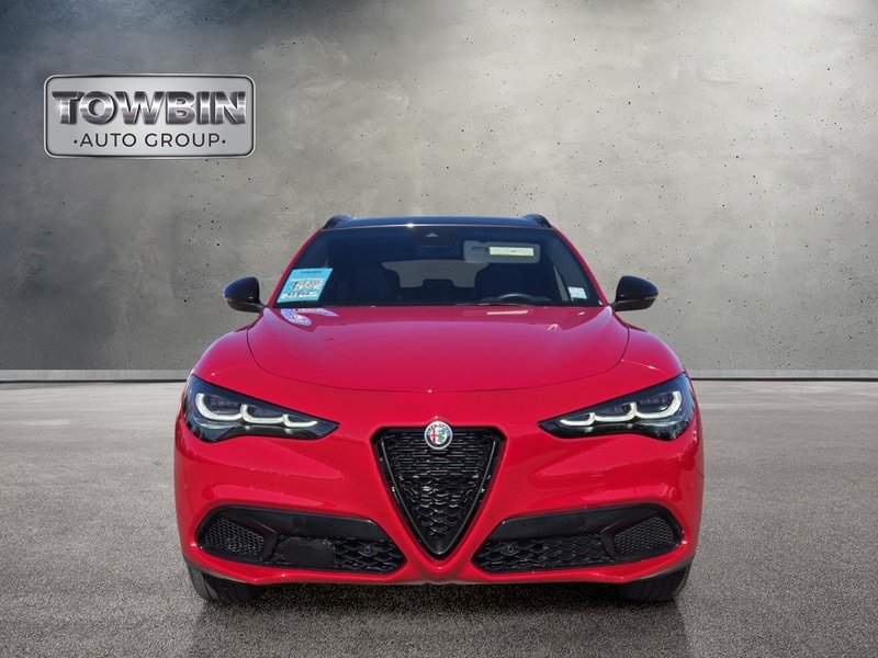Used 2024 Alfa Romeo Stelvio Sprint AWD/4WD image 8