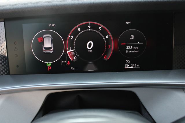 Used 2025 Volkswagen Tiguan SE FWD image 11