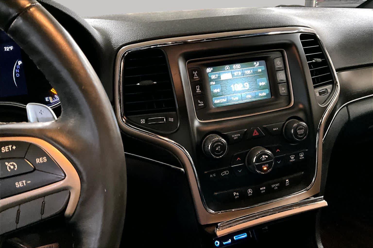 Used 2017 Jeep Grand Cherokee Limited RWD image 7