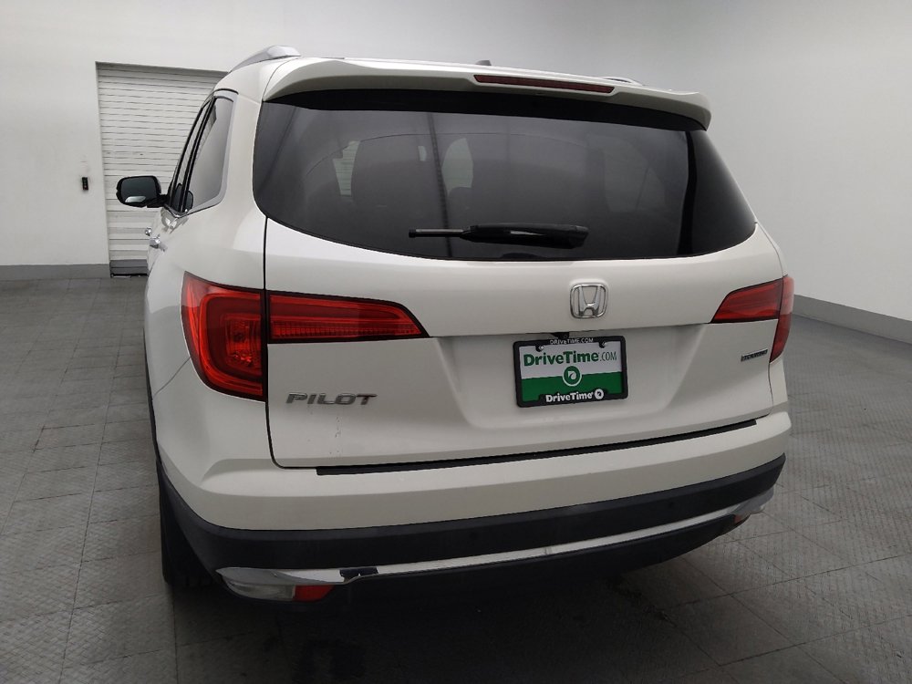 Used 2018 Honda Pilot Touring image 6