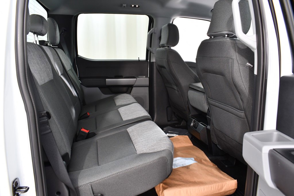 New 2026 Ford F550 4x4 Crew Cab w/ XLT Value Package image 19