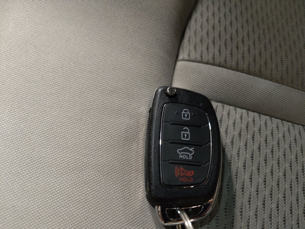 Used 2016 Hyundai Sonata SE FWD image 32