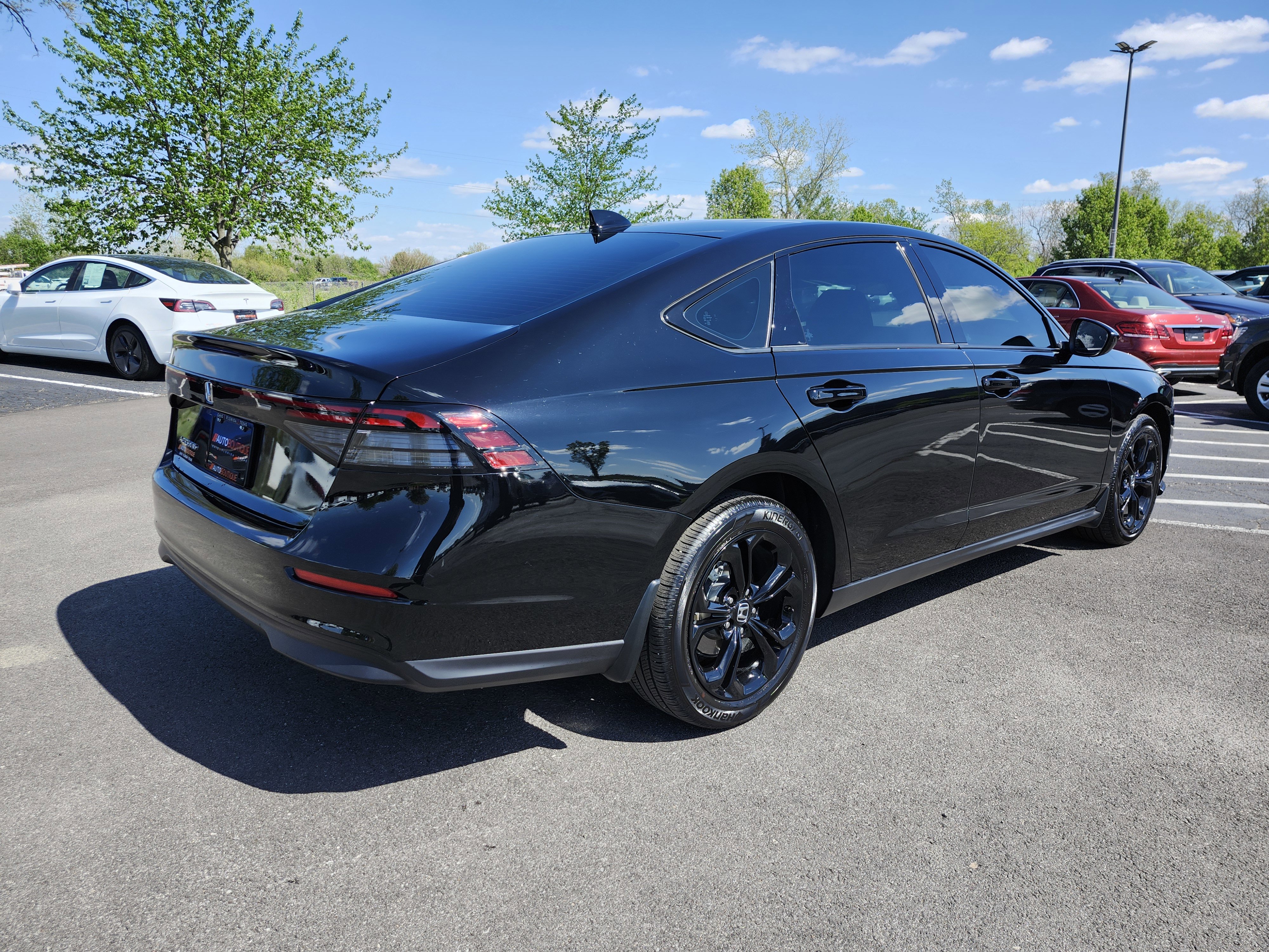 Used 2025 Honda Accord SE image 18