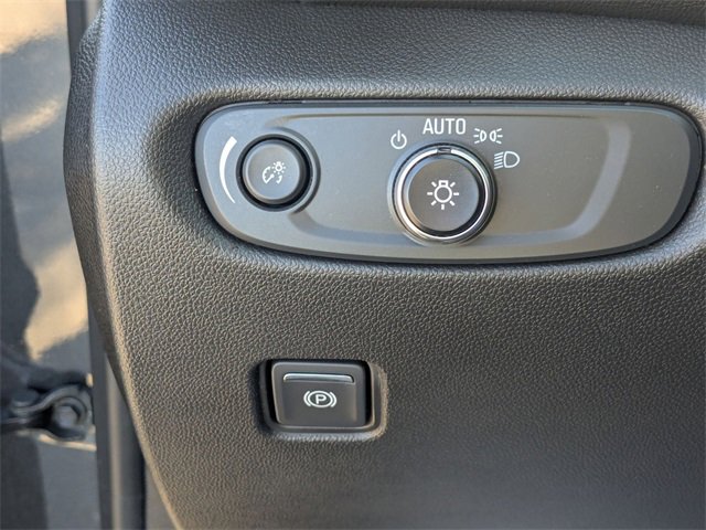 Used 2022 Chevrolet Blazer LT image 16