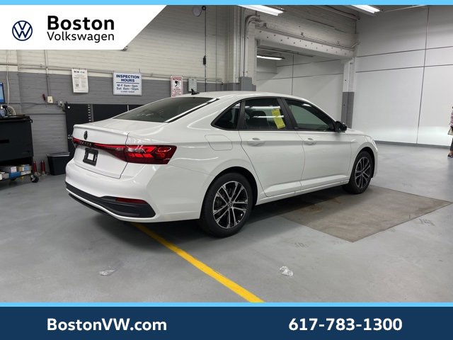 New 2025 Volkswagen Jetta Sport image 4