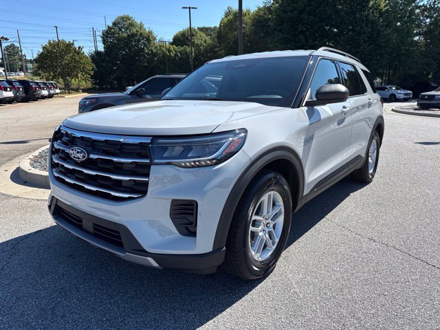 New 2027 Ford Explorer Active RWD image 5