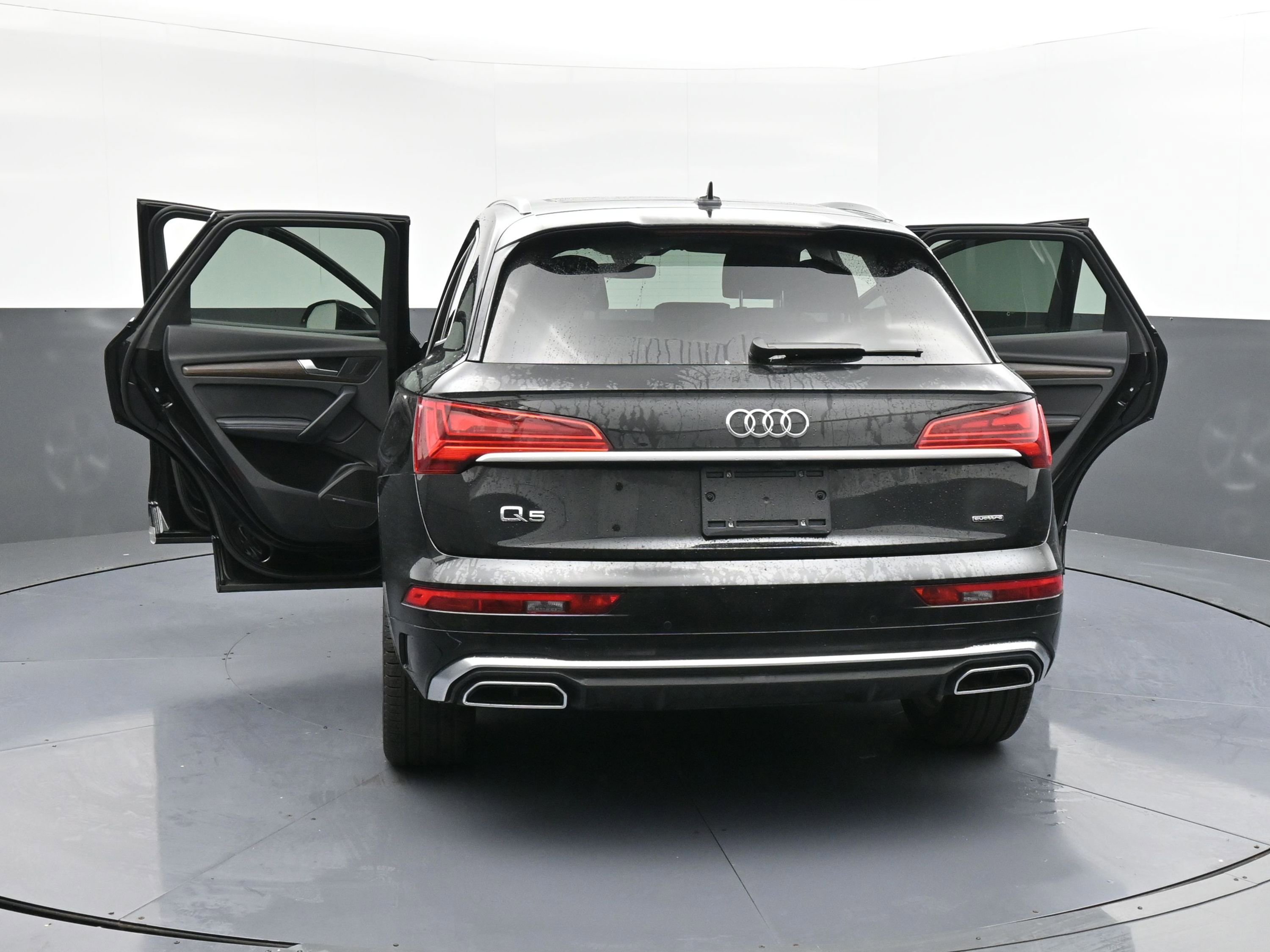 Used 2024 Audi Q5 2.0T Premium Plus w/ Premium Plus Package image 44