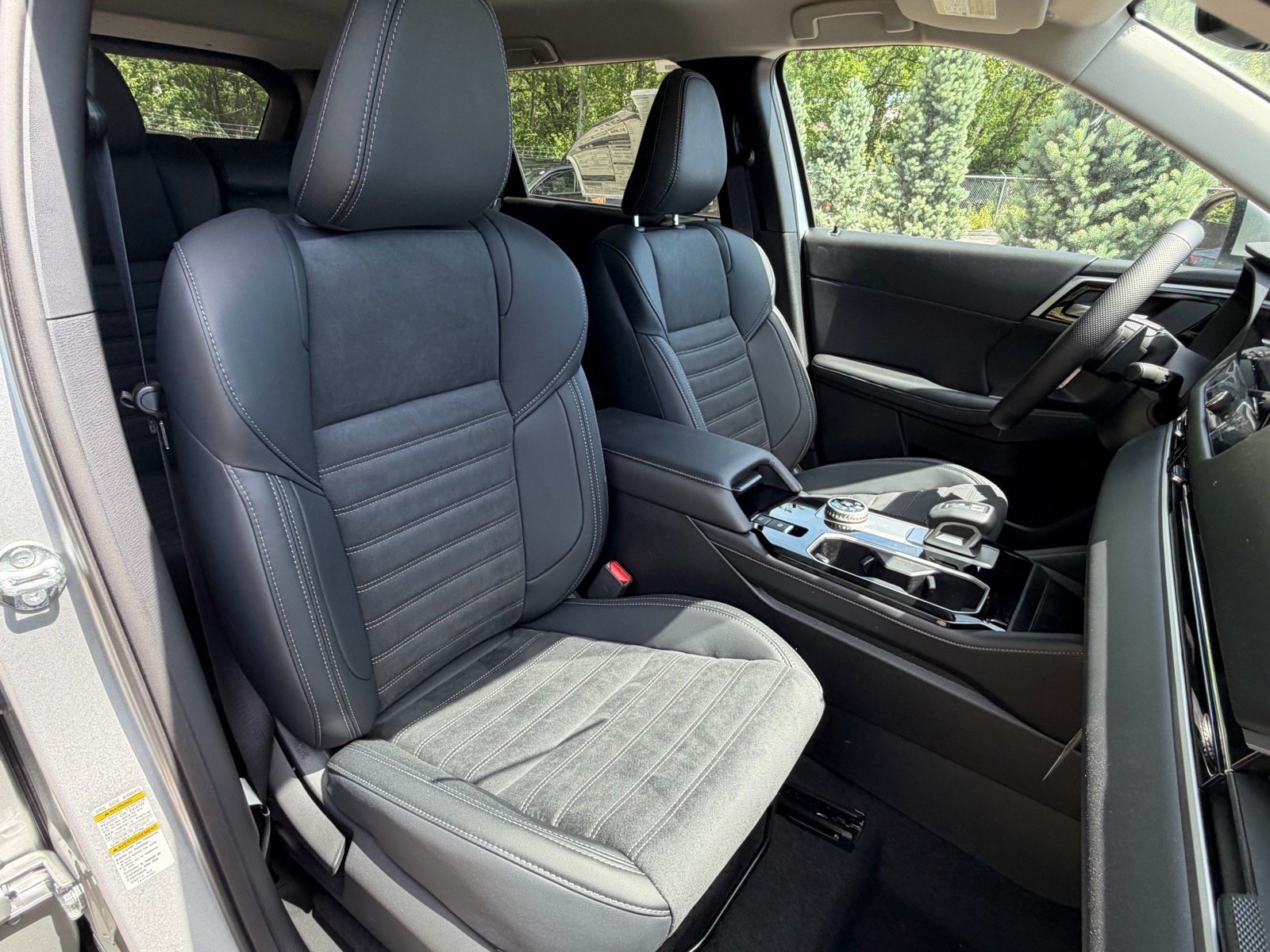 New 2026 Mitsubishi Outlander SE AWD/4WD image 12