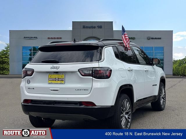 Used 2024 Jeep Compass Limited w/ Elite Group AWD/4WD image 4