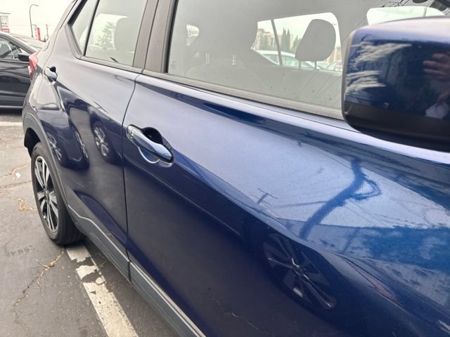Certified 2020 Nissan Kicks SV FWD image 6