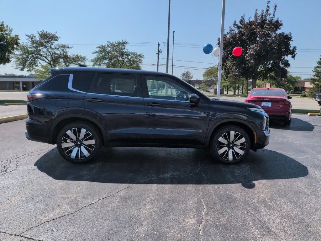New 2026 Mitsubishi Outlander SE AWD/4WD image 5