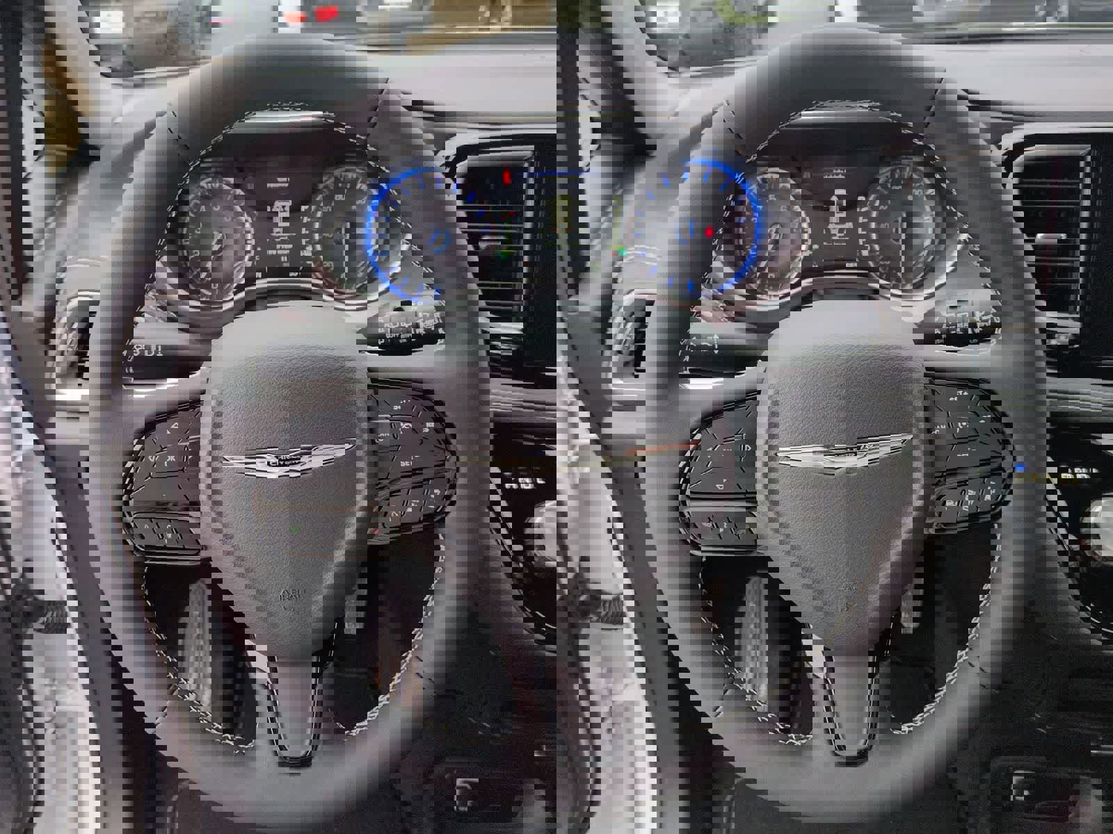 New 2026 Chrysler Pacifica Select image 12