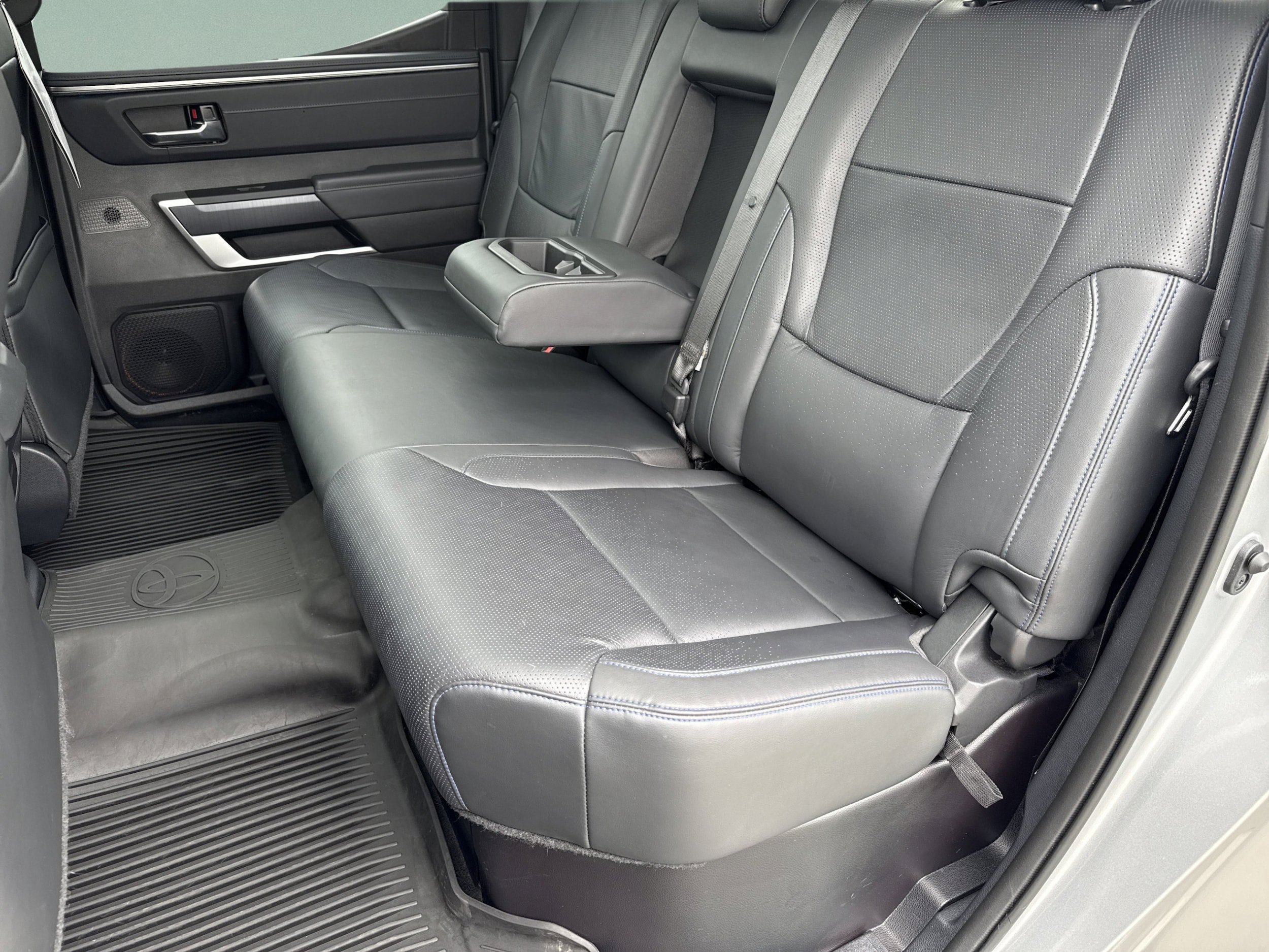 Used 2023 Toyota Tundra Platinum AWD/4WD image 25