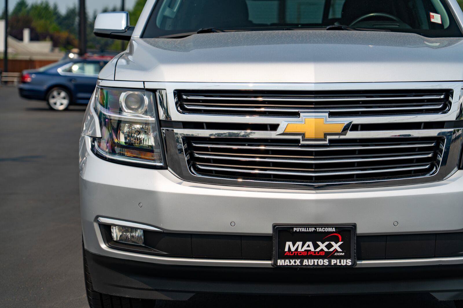 Used 2017 Chevrolet Tahoe Premier w/ Max Trailering Package AWD/4WD image 5