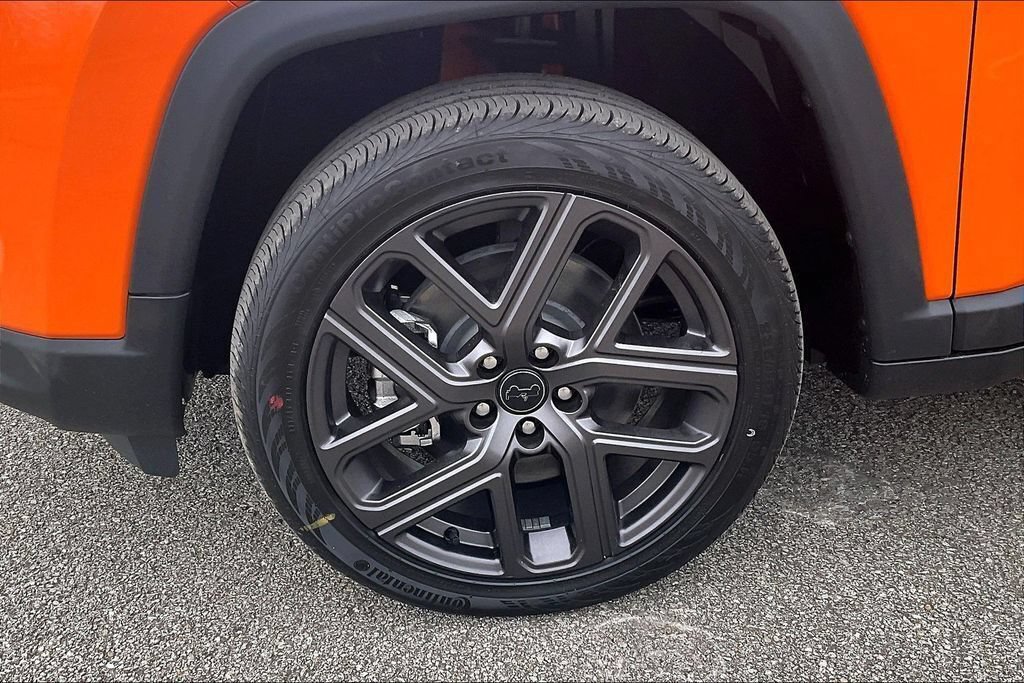 New 2026 Jeep Compass Latitude AWD/4WD image 12