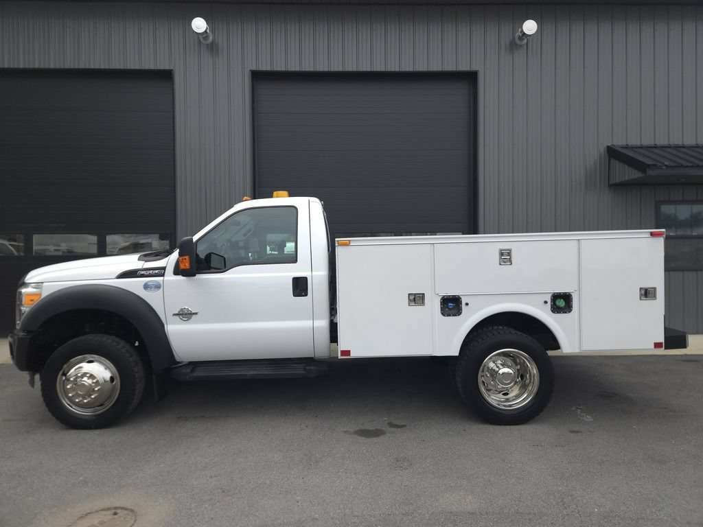 Used 2015 Ford F550 4x4 Regular Cab Super Duty w/ Power Equipment Group image 1