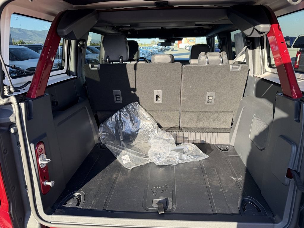 Used 2026 Ford Bronco Badlands AWD/4WD image 19