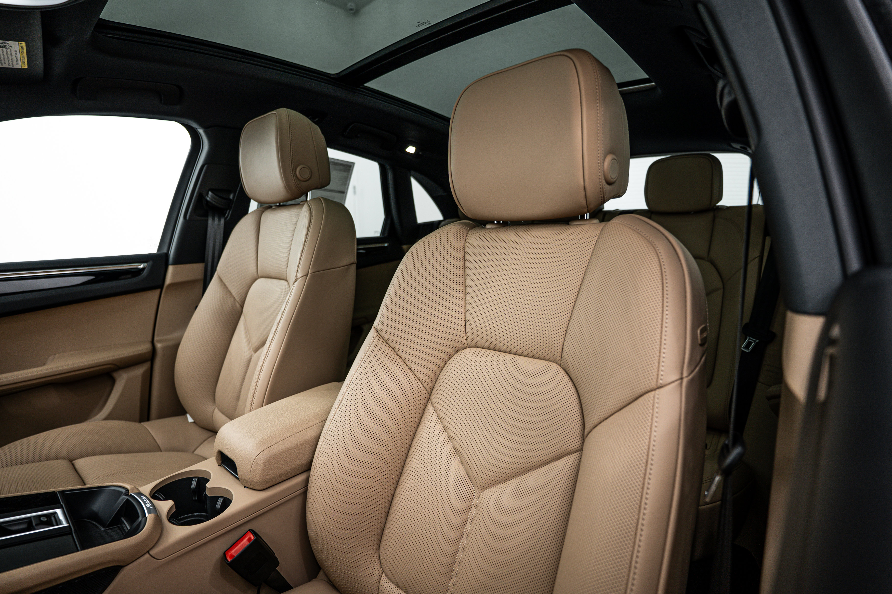 New 2026 Porsche Macan image 20