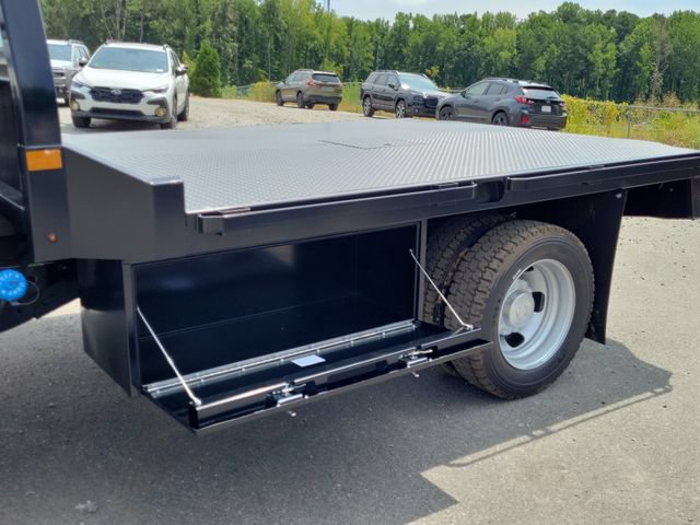 New 2026 RAM 5500 Tradesman w/ Chrome Appearance Group AWD/4WD image 10
