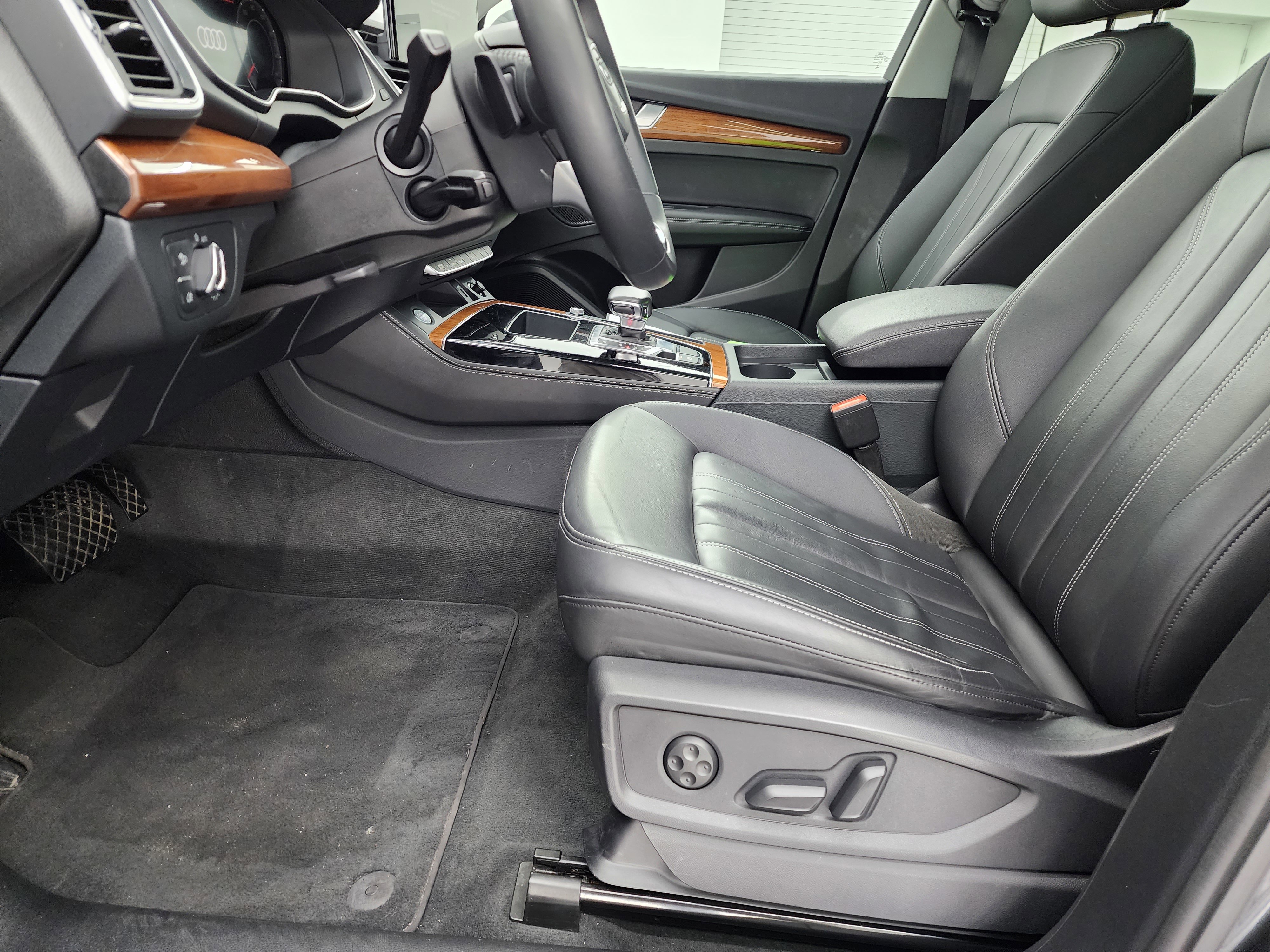 Used 2023 Audi Q5 2.0T Premium Plus image 8