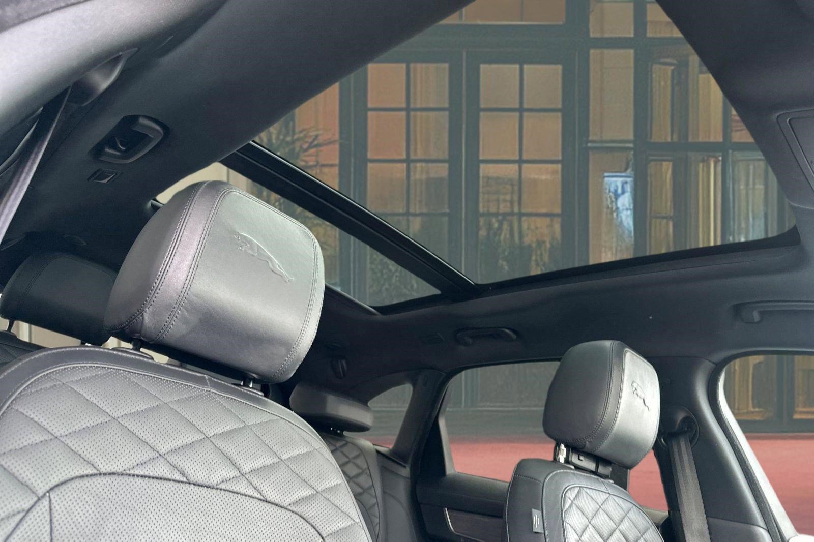 Used 2023 Jaguar F-PACE S image 15