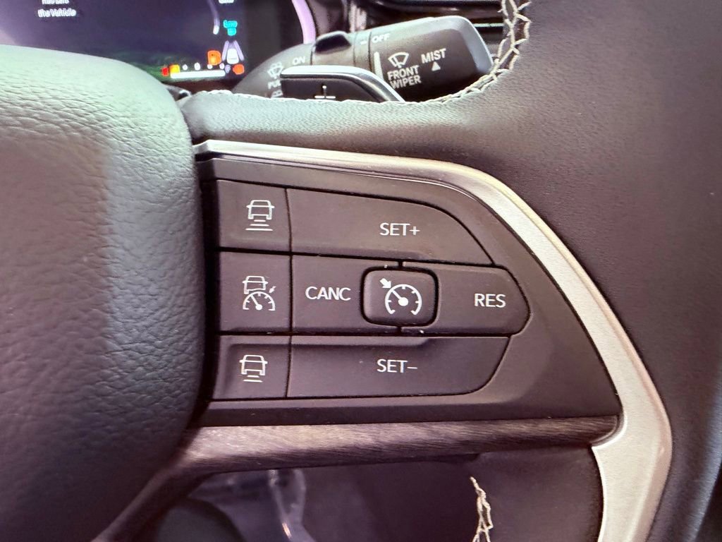 Used 2022 Jeep Grand Cherokee Limited 4xe w/ Luxury Tech Group II AWD/4WD image 27