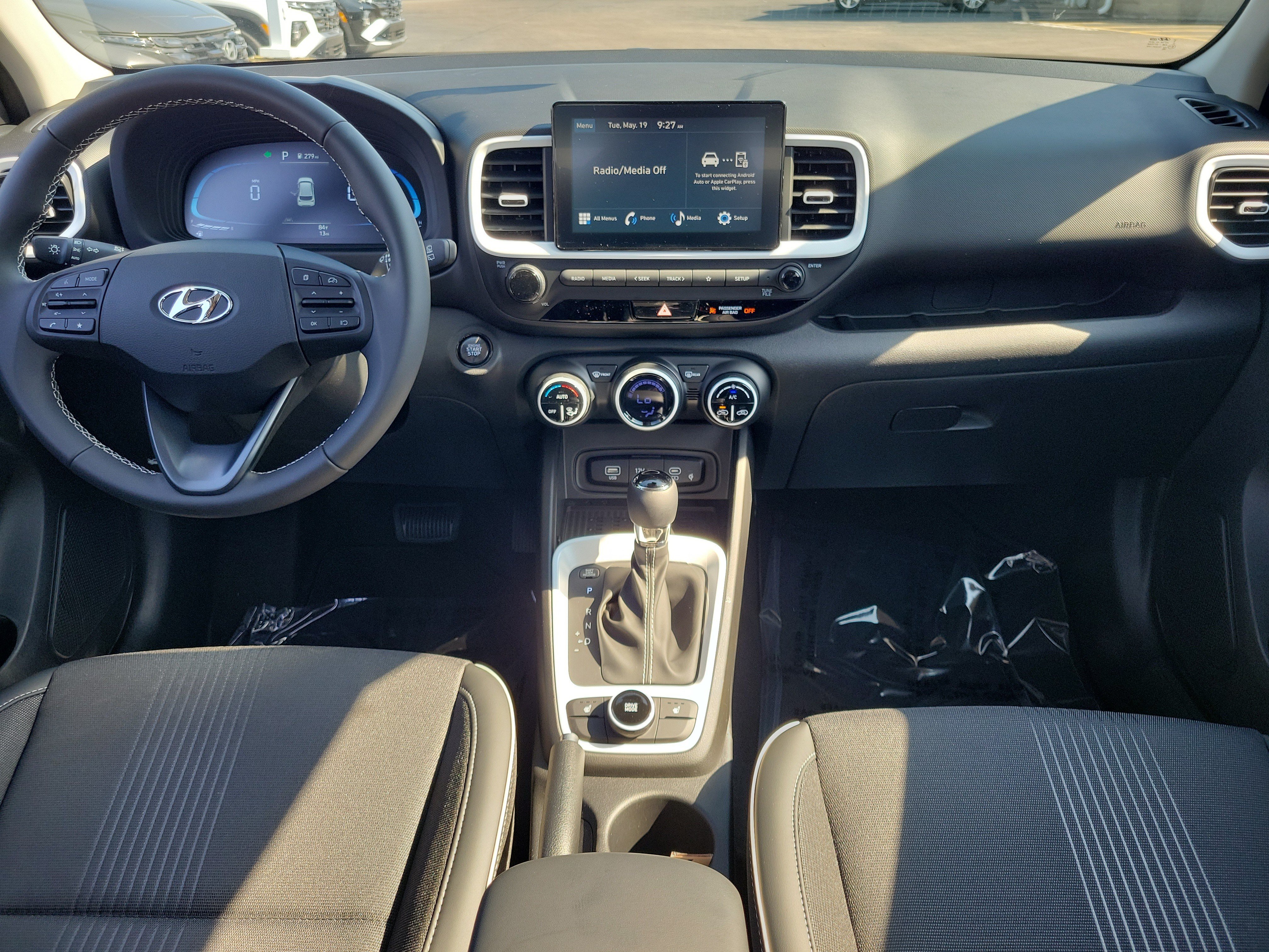 New 2026 Hyundai Venue SEL FWD image 7
