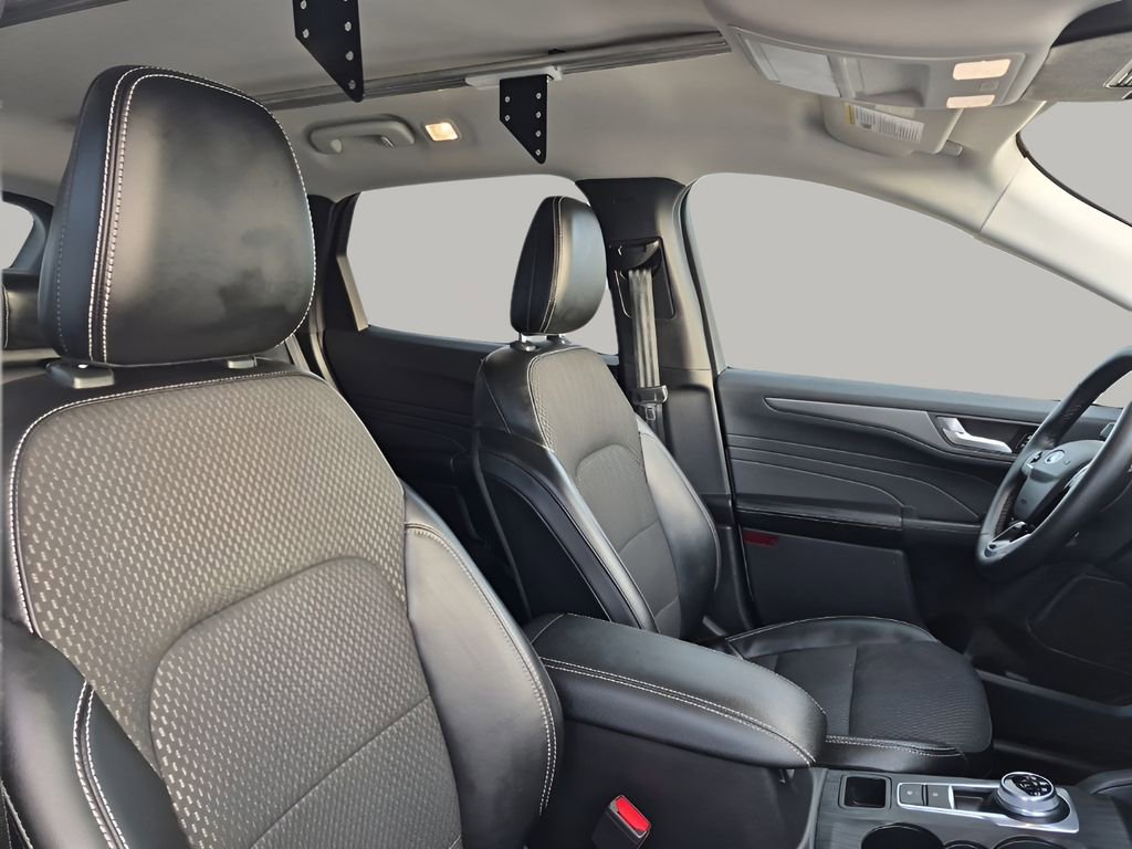 Used 2023 Ford Escape SE FWD image 15