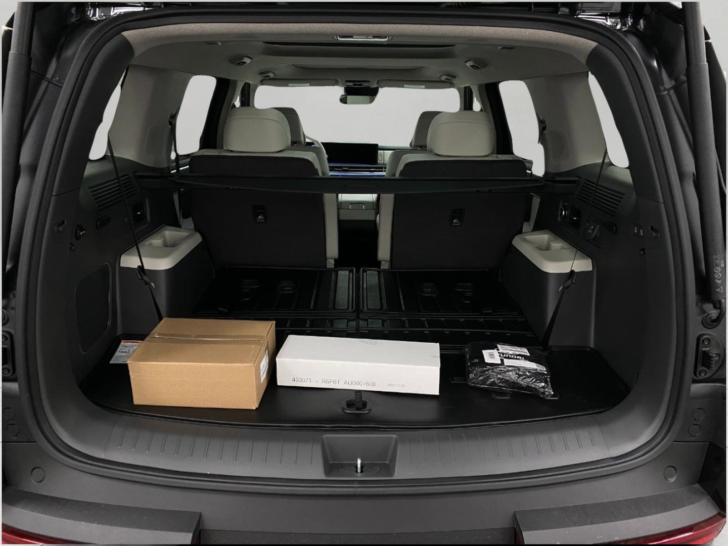 New 2026 Hyundai Santa Fe Limited w/ Tow & Go Package image 6