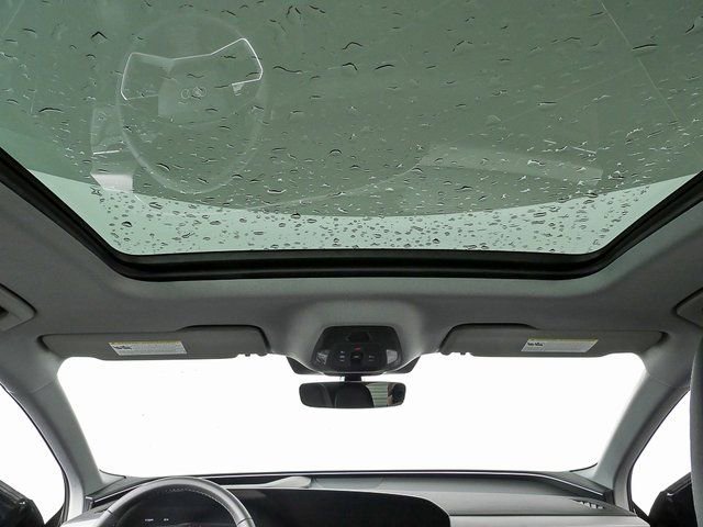 Used 2025 Audi Q6 e-tron Prestige w/ Black Warm Weather Package image 20