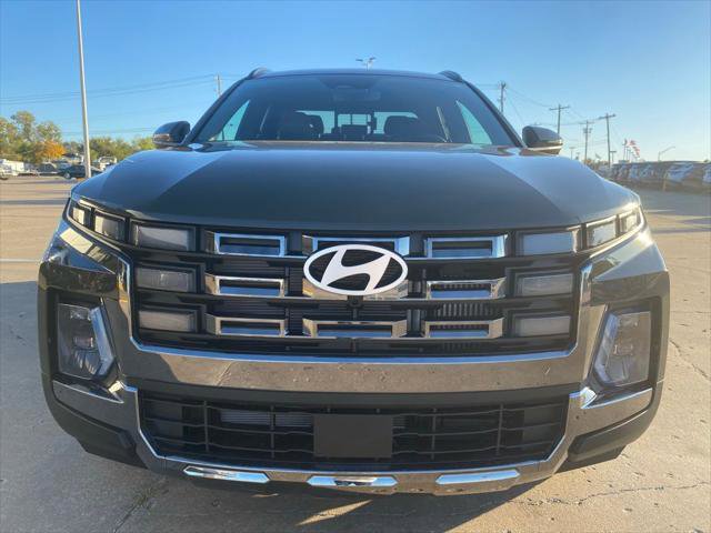 Used 2025 Hyundai Santa Cruz Limited AWD/4WD image 2