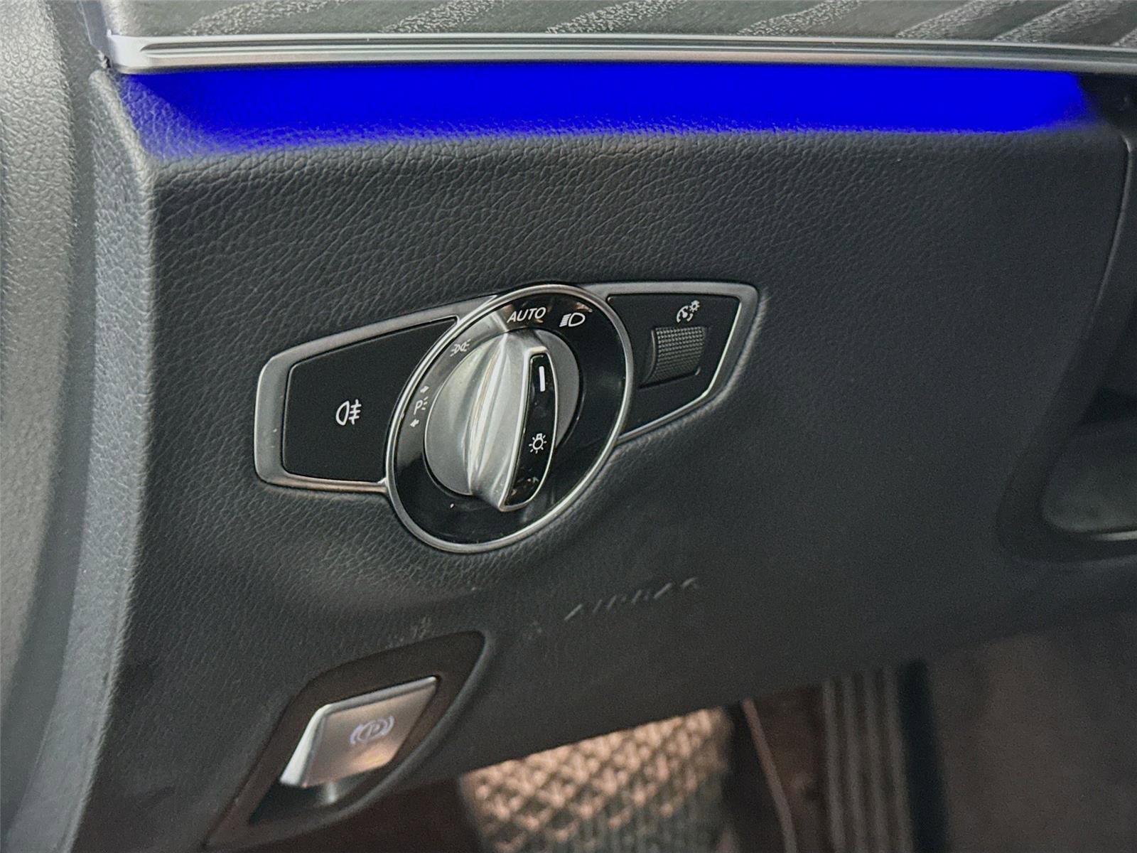 Used 2021 Mercedes-Benz E 350 Sedan w/ Premium Package image 7