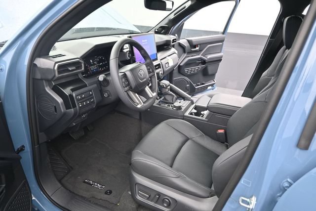 New 2026 Toyota 4Runner Limited AWD/4WD image 5