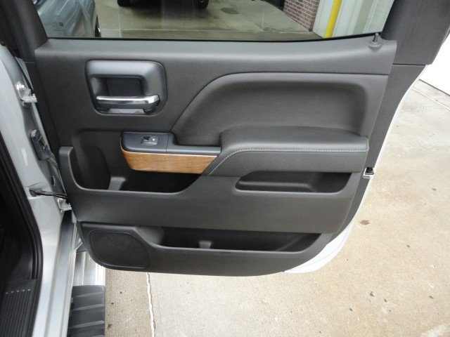 Used 2018 Chevrolet Silverado 1500 LTZ w/ LTZ Plus Package image 15