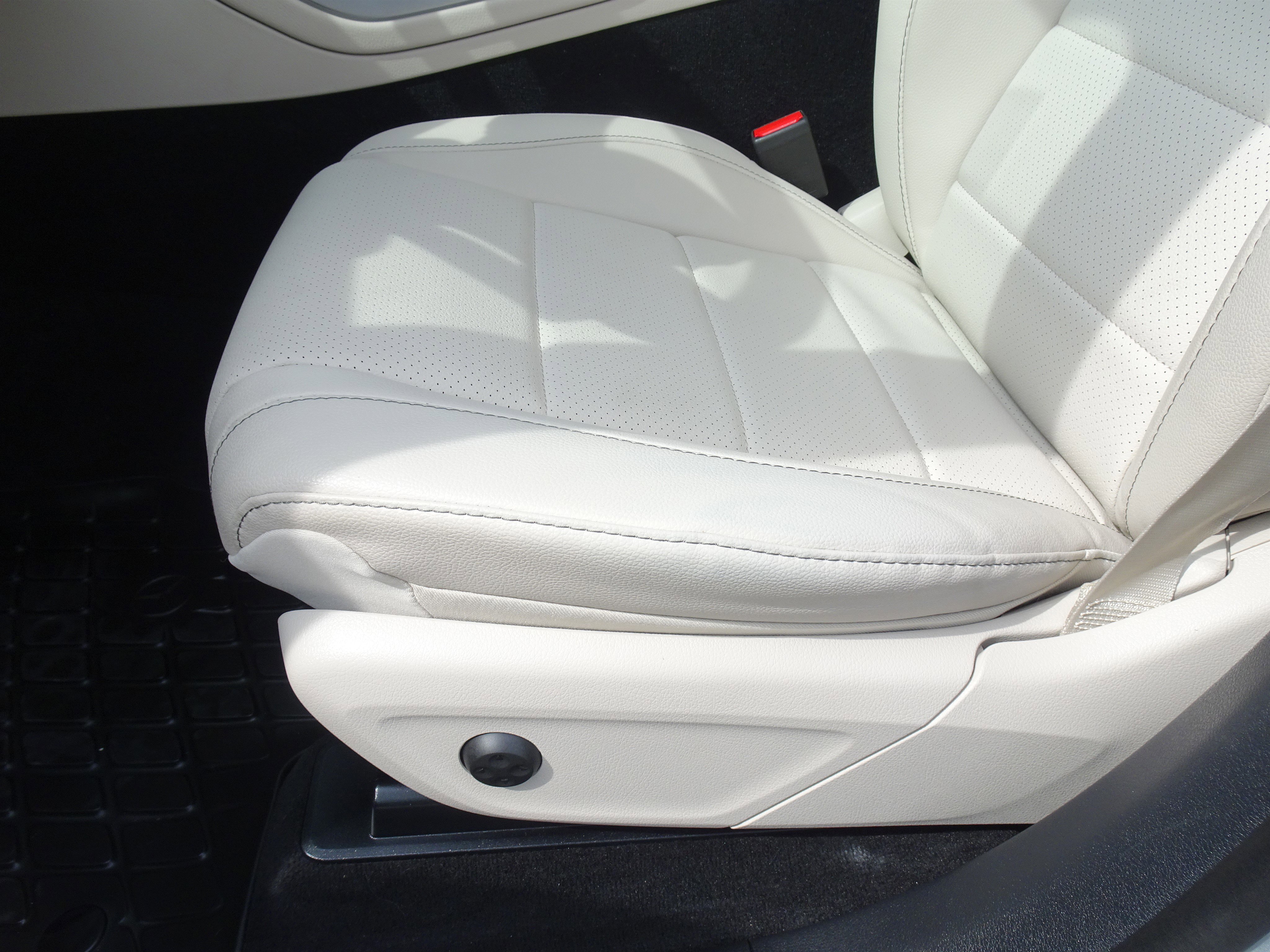 Used 2024 Mercedes-Benz GLS 450 4MATIC image 13