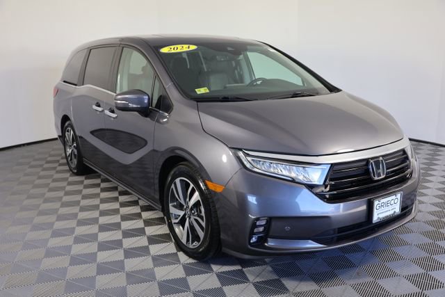 Used 2024 Honda Odyssey Touring image 1