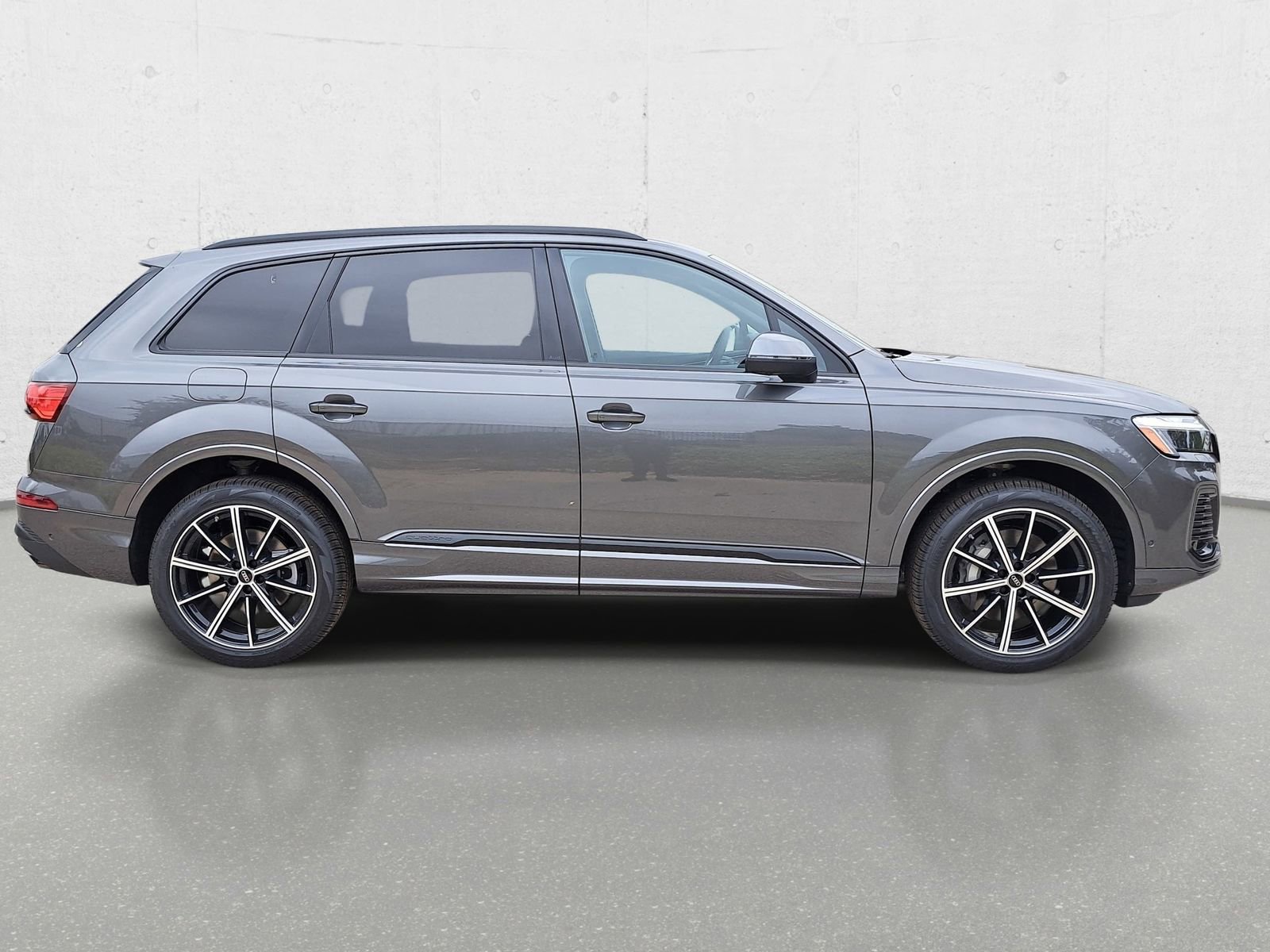 New 2026 Audi Q7 2.0T Premium Plus AWD/4WD image 4