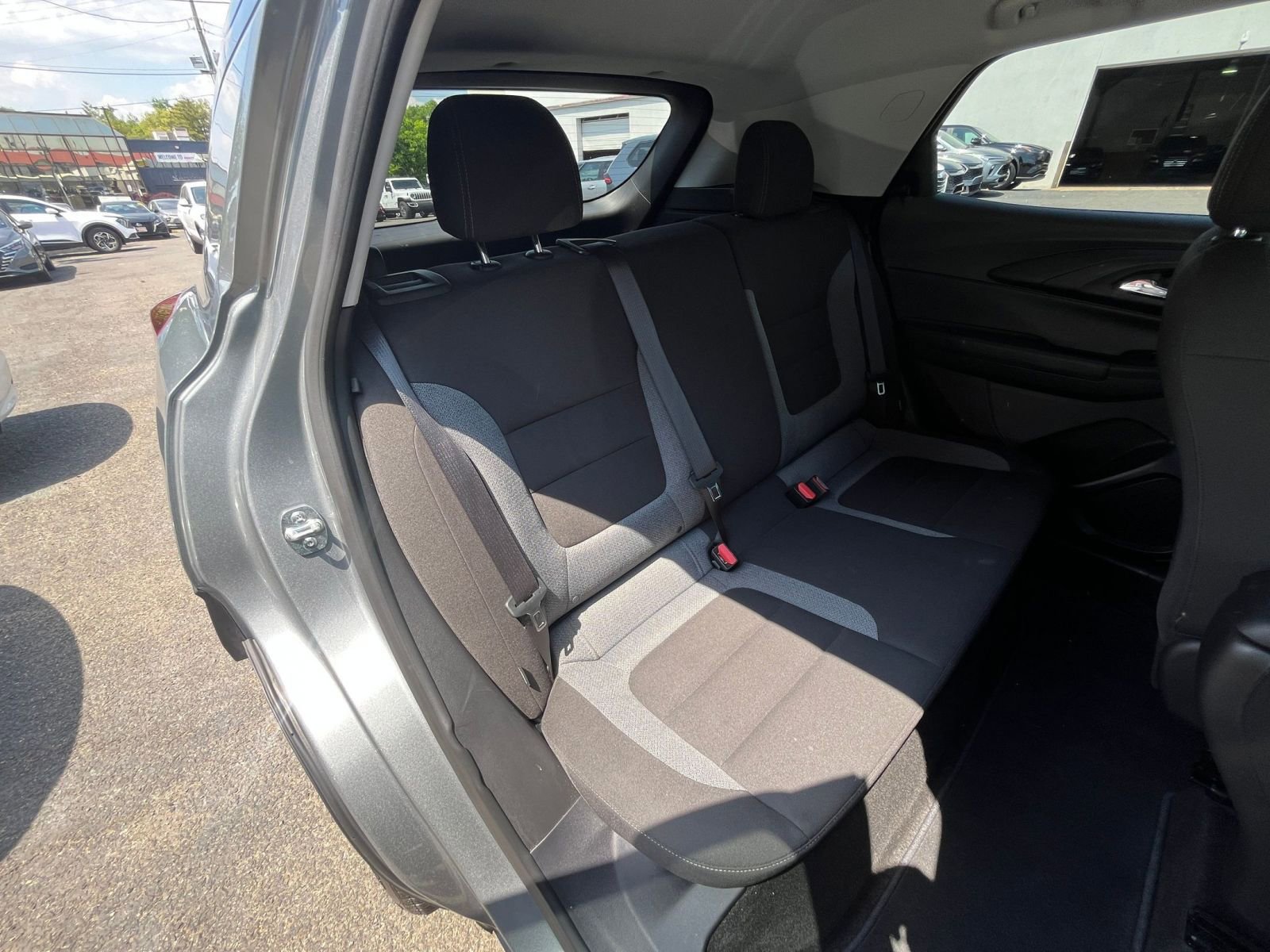 Used 2025 Chevrolet TrailBlazer LT FWD image 37