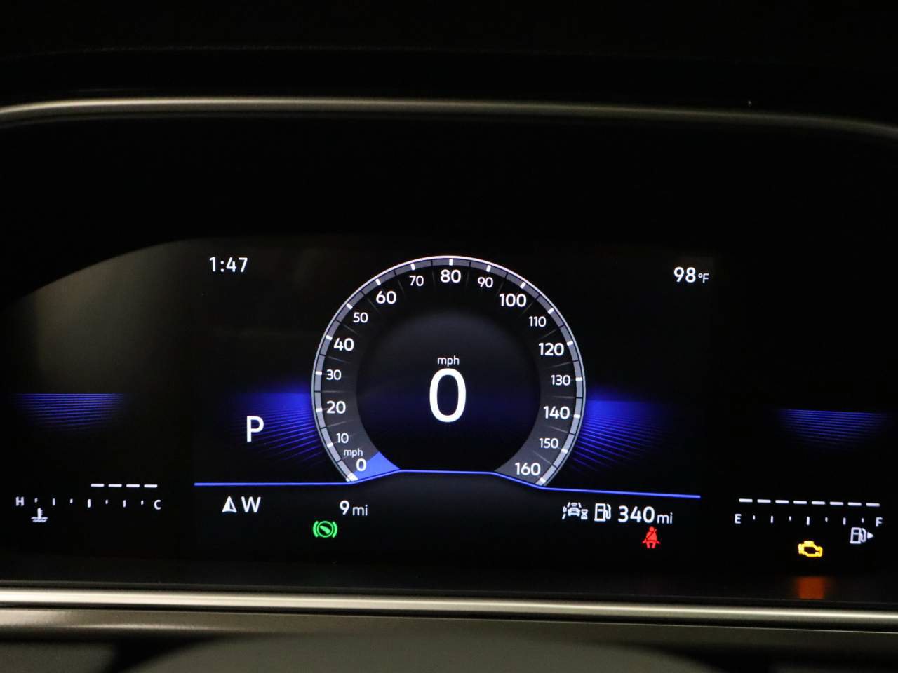 New 2026 Volkswagen Taos SE FWD image 8