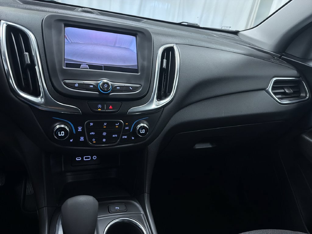 Used 2023 Chevrolet Equinox LT AWD/4WD image 21