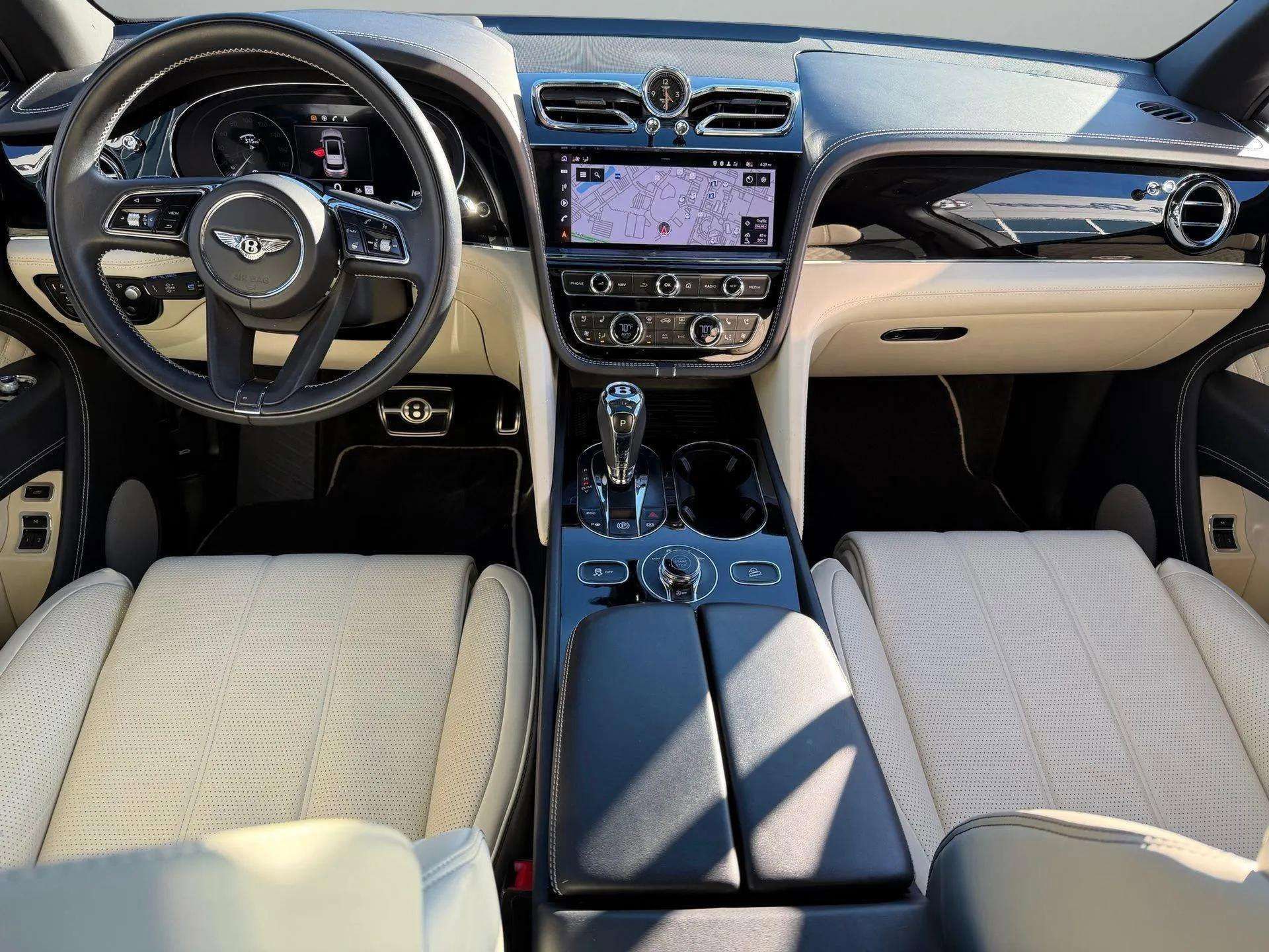 Certified 2022 Bentley Bentayga image 4